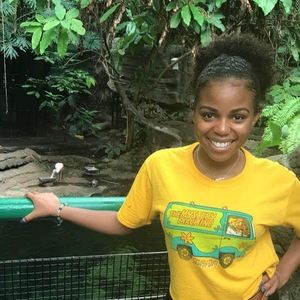 Meet your Posher, Joyce